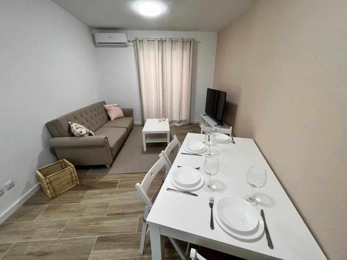 Apartamenticos Libertad I Zaragoza Exterior photo