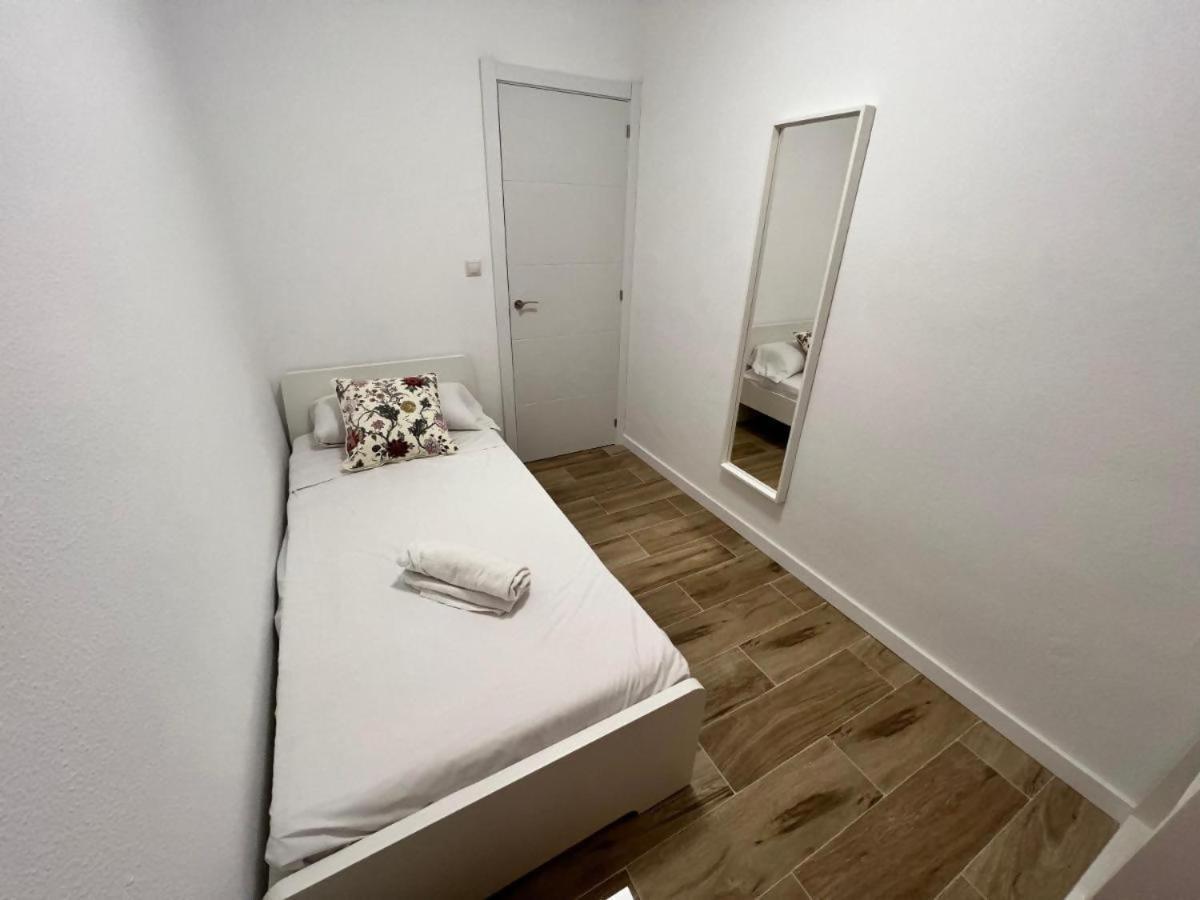 Apartamenticos Libertad I Zaragoza Exterior photo